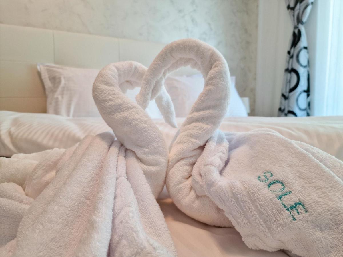 Sole Aparthotel Pool & Spa Mamaia Nord Нэводари Экстерьер фото